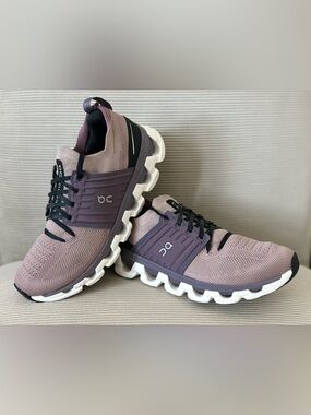 On Running - Women's Cloudswift 3 in the Fade/Black size 9.5